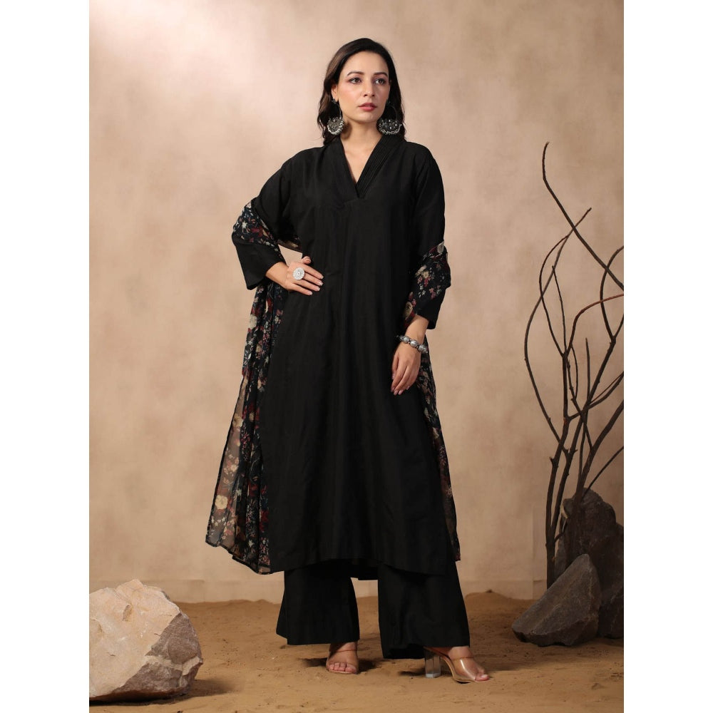 Palak Khandelwal Black Kurta Paired with Pants and Printed Dupatta (Set of 3)