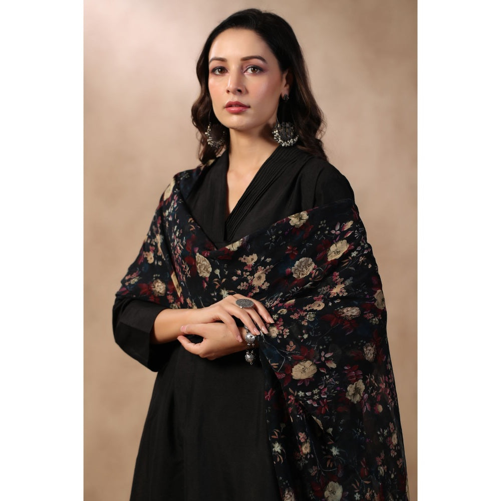 Palak Khandelwal Black Kurta Paired with Pants and Printed Dupatta (Set of 3)