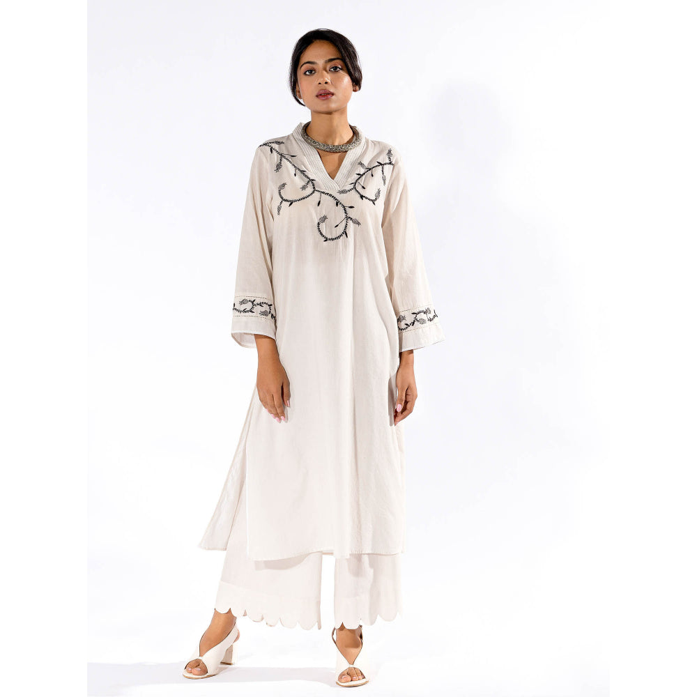 PANTS AND PAJAMAS White Chikan Cotton Kurta