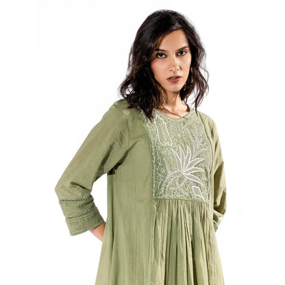 PANTS AND PAJAMAS Green Chikan Cotton Kurta