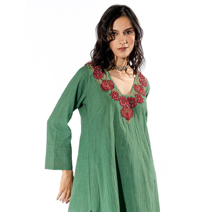 PANTS AND PAJAMAS Green Embroiderd Kurta