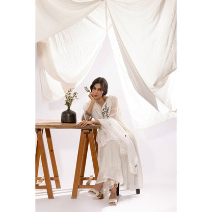 PANTS AND PAJAMAS White Printed Chanderi Mull Chikan Kurta with Pant & Dupatta (Set of 3)