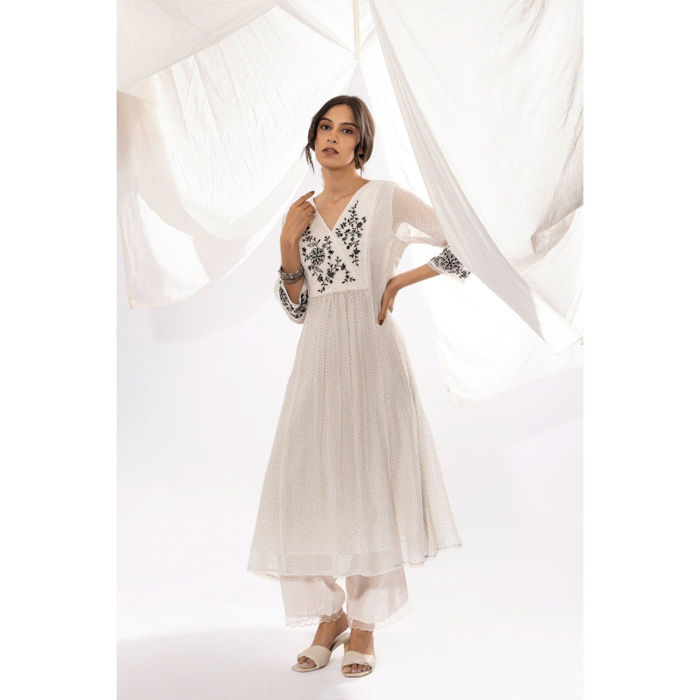 PANTS AND PAJAMAS White Printed Chanderi Mull Kurta