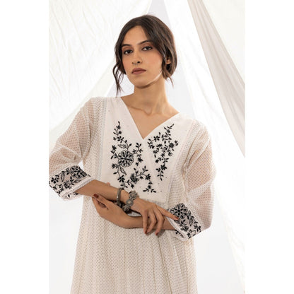 PANTS AND PAJAMAS White Printed Chanderi Mull Kurta