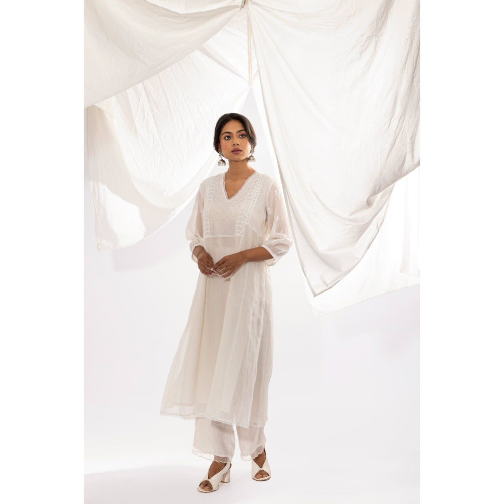 PANTS AND PAJAMAS White Printed Chanderi Mull Kurta with Pant (Set of 2)