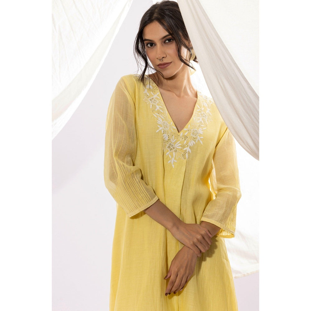 PANTS AND PAJAMAS Light Yellow Chanderi Mull Chikan Kurta with Pant (Set of 2)