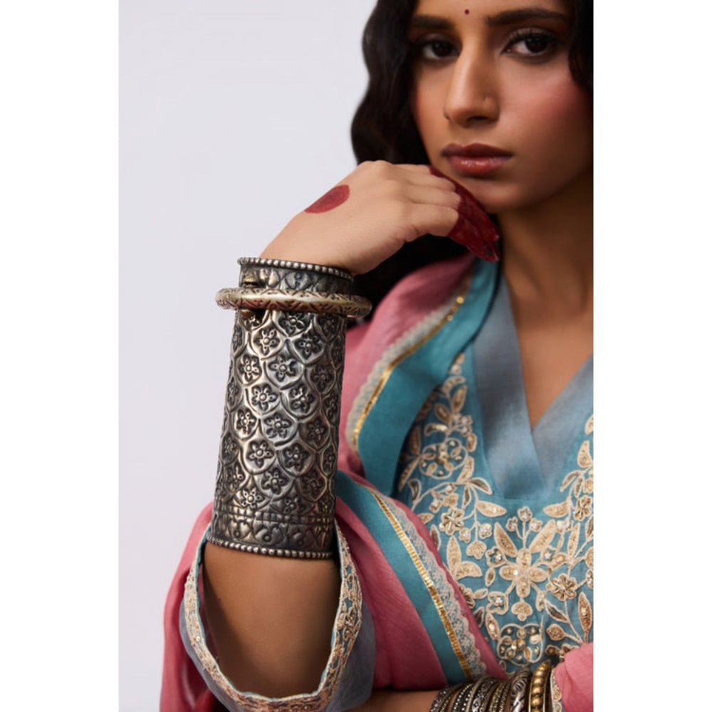 PANTS AND PAJAMAS Chhanda Embroidered Blue Kurta