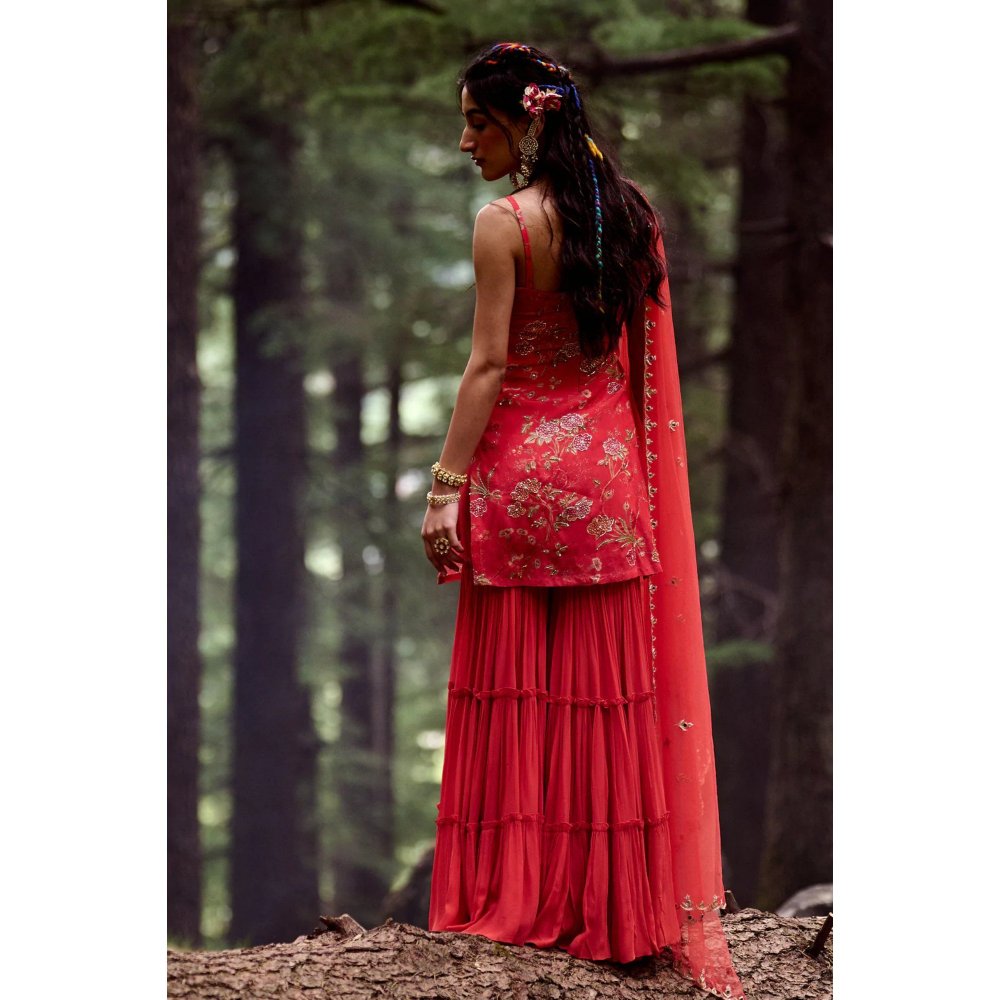 Paulmi & Harsh Poppy Red Floral Print Kurta (Set of 3)