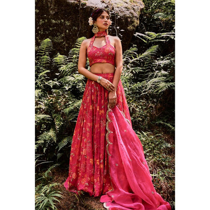 Paulmi & Harsh Jungle Print Rani Pink Lehenga (Set of 3)