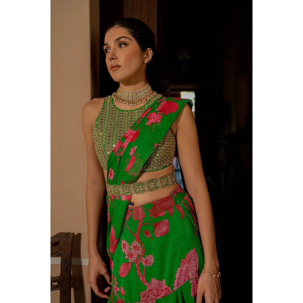 Paulmi & Harsh Full Bloom Saree with Stitched Blouse (Set of 3)