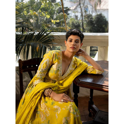 Paulmi & Harsh Garden Of Bloom Anarkali (Set of 3)