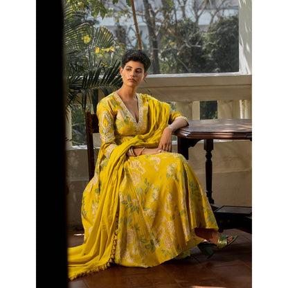 Paulmi & Harsh Garden Of Bloom Anarkali (Set of 3)