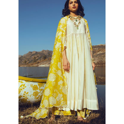 Paulmi & Harsh Off White Nushratt In The Liva Anarkali Kurta with Sharara and Dupatta