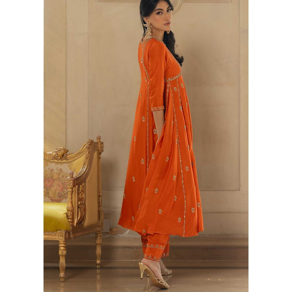 Paulmi & Harsh Women Rust Chiniya Silk Round Neck Kurta with Pant