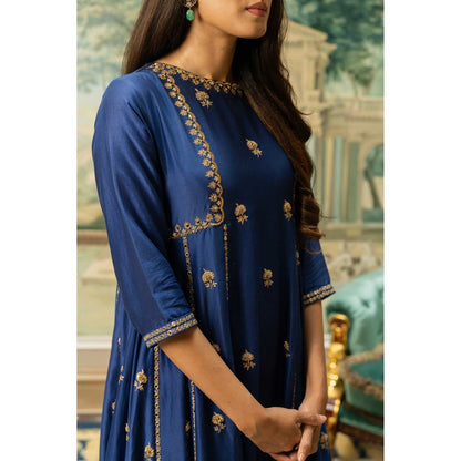 Paulmi & Harsh Women Navy Blue Chiniya Silk Round Neck Kurta with Pant