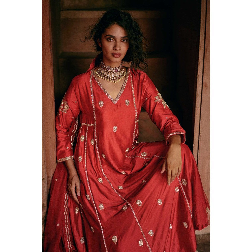 Paulmi & Harsh Women Red Chiniya Silk V-Neck Kurta with Pant
