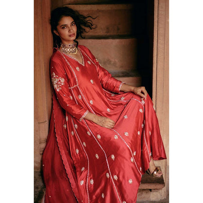 Paulmi & Harsh Women Red Chiniya Silk V-Neck Kurta with Pant
