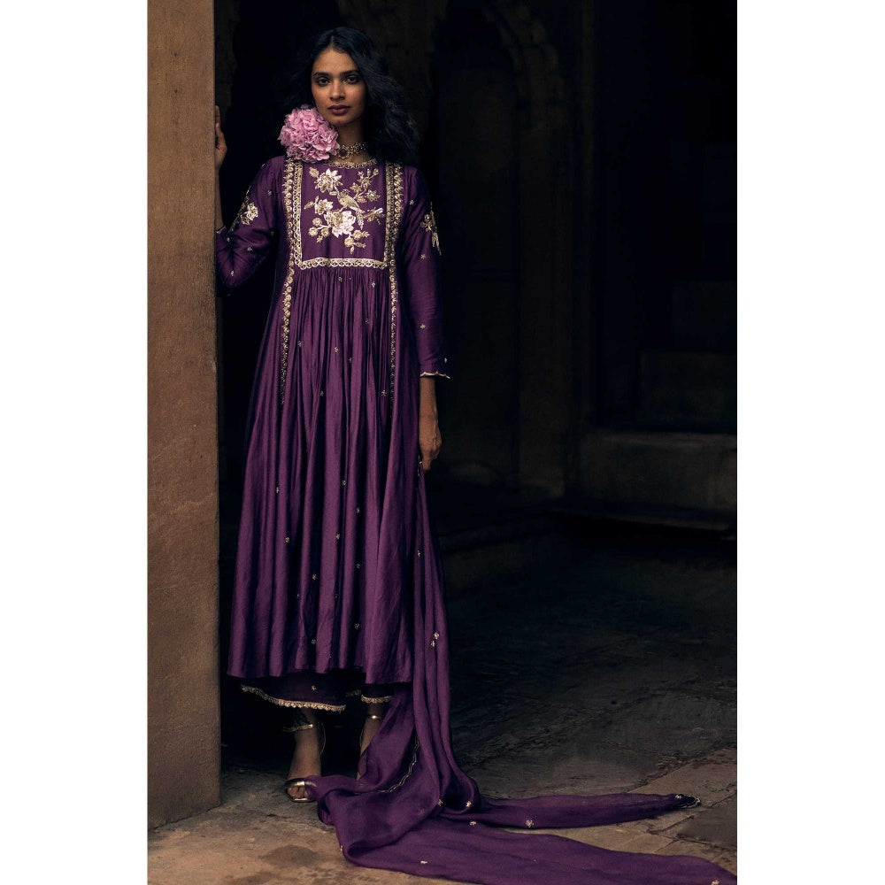 Paulmi & Harsh Women Purple Chiniya Silk V-Neck Kurta with Pant and Dupatta