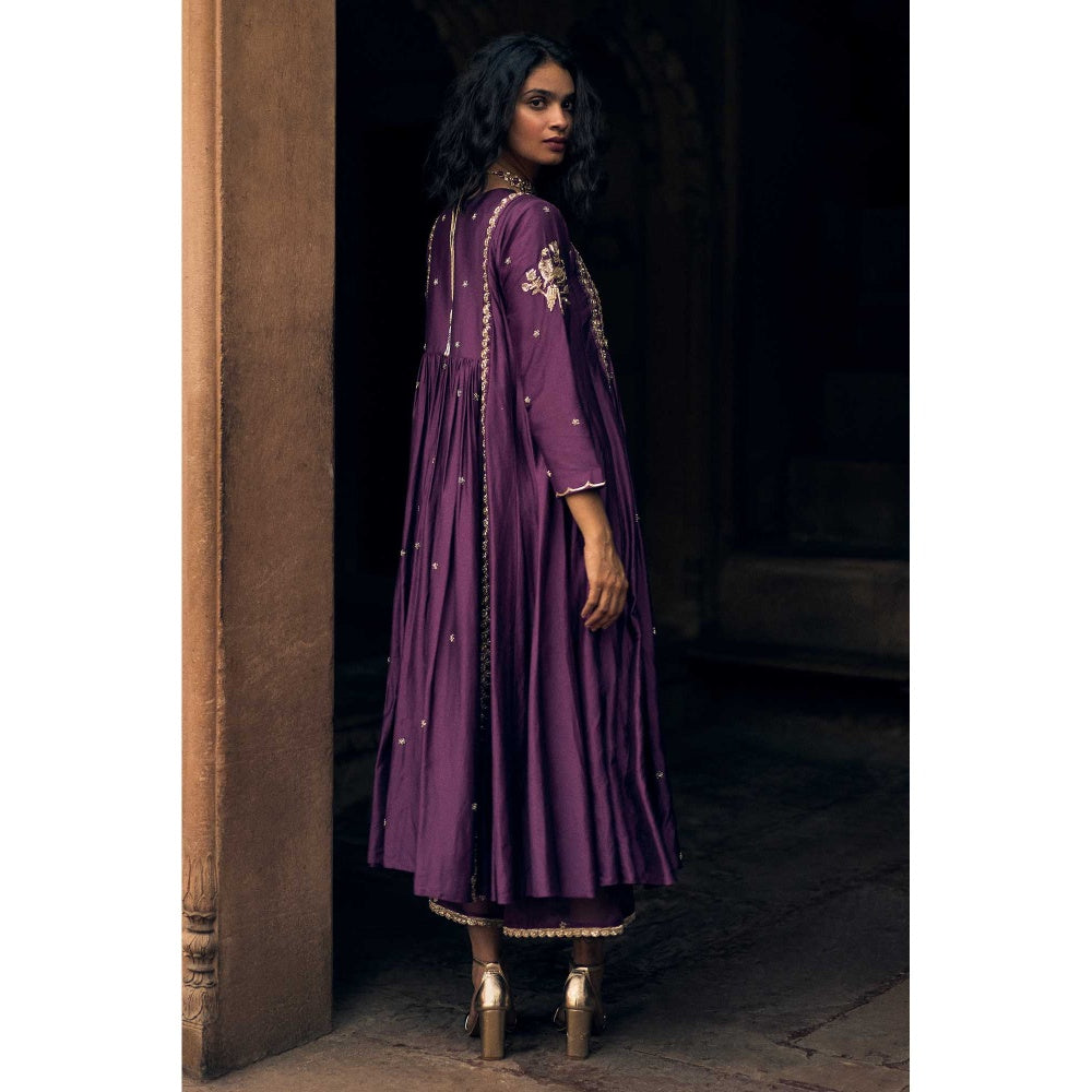 Paulmi & Harsh Women Purple Chiniya Silk V-Neck Kurta with Pant and Dupatta
