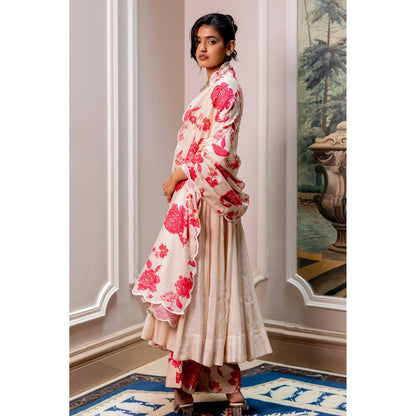 Paulmi & Harsh Women Off White Chiniya Silk Round Neck Kurta with Pant and Dupatta