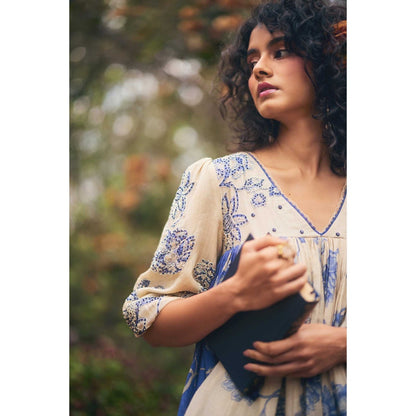Paulmi & Harsh Women Off White Chanderi Round Neck Kurta with Palazzo and Scaff