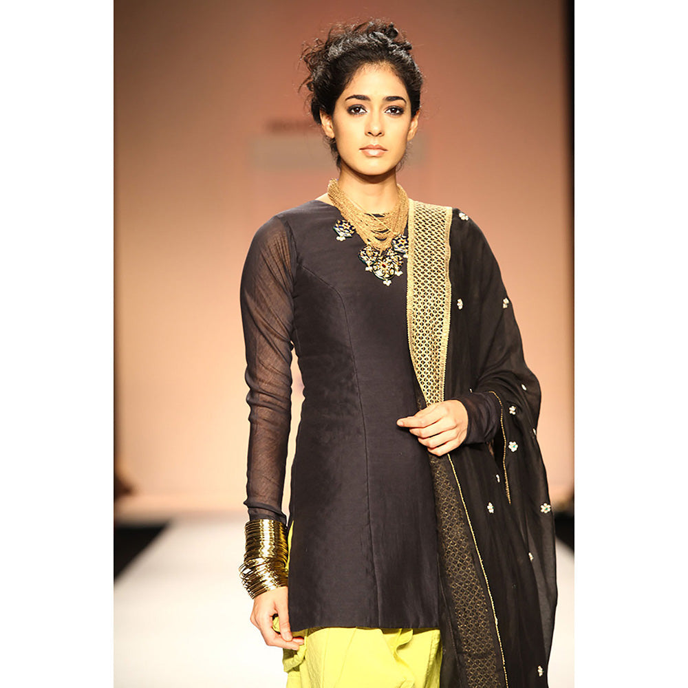Payal Singhal Diva Silkmul Kurta with Yellow Cotton Silk Jodhpur Pant & Dupatta (Set of 3)