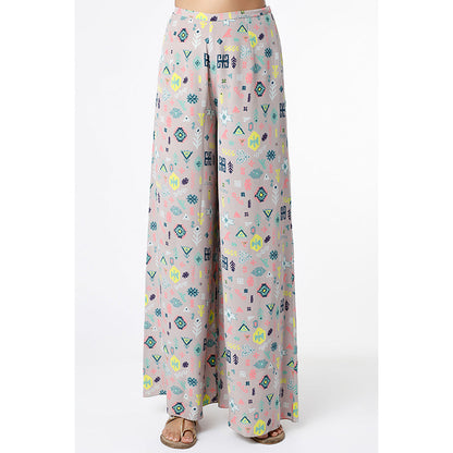 Payal Singhal Grey Kilim Bandhani Print Choli with Bandhani Crepe Palazzo (Set of 2)