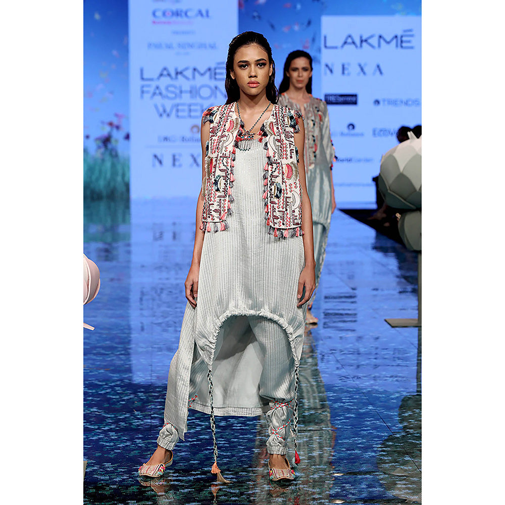 Payal Singhal White Jacket with Kurta and Pant (Set of 3)