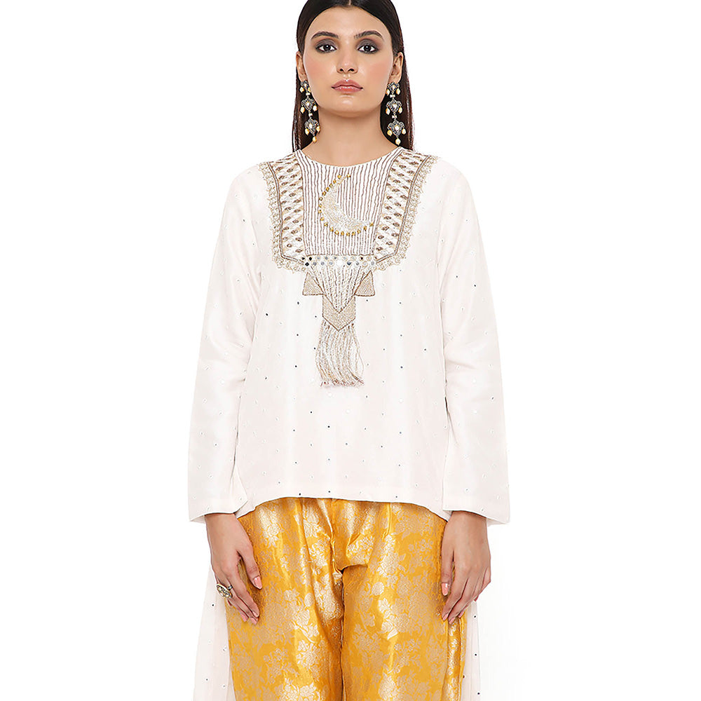 Payal Singhal Off White Embroidered Kurta with Pant (Set of 2)