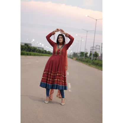 Payal Dawar Embellished Gota Ghungroo Anarkali Kurta with Churidar and Dupatta (Set of 3)