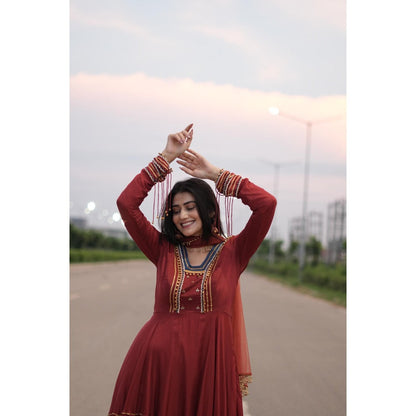 Payal Dawar Embellished Gota Ghungroo Anarkali Kurta with Churidar and Dupatta (Set of 3)