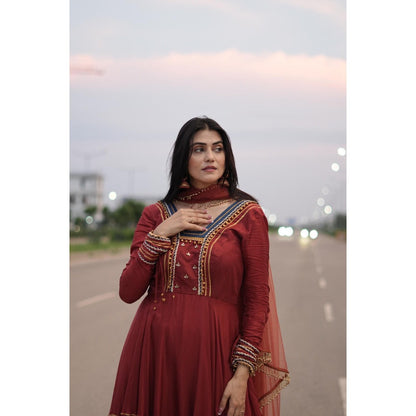 Payal Dawar Embellished Gota Ghungroo Anarkali Kurta with Churidar and Dupatta (Set of 3)