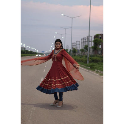 Payal Dawar Embellished Gota Ghungroo Anarkali Kurta with Churidar and Dupatta (Set of 3)