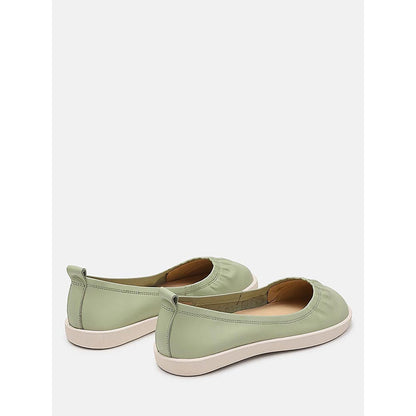 PAZZION Women's Green Tammy Ruched Round-Toe Ballerina