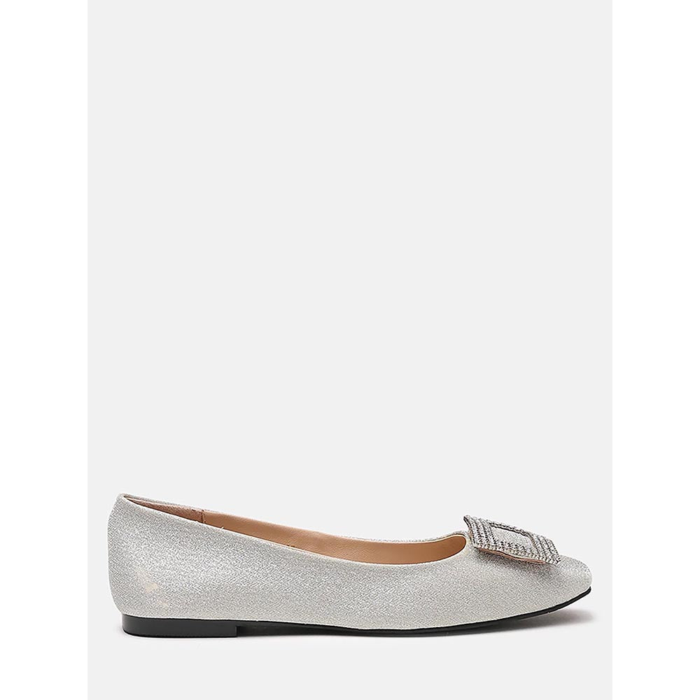 PAZZION Women's Silver Gleam Luxe Ballerina