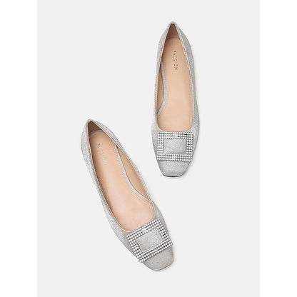 PAZZION Women's Silver Gleam Luxe Ballerina