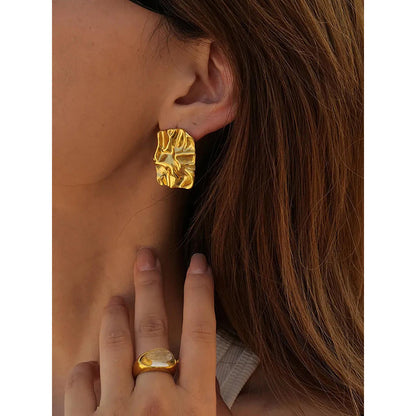 Peachy Accessories Exquisite Abstract Textured Earrings - 18K Gold Plated
