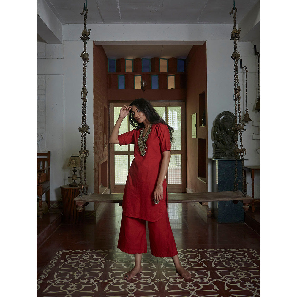 PEELI DORI Red Solid Kurta with Pant (Set of 2)