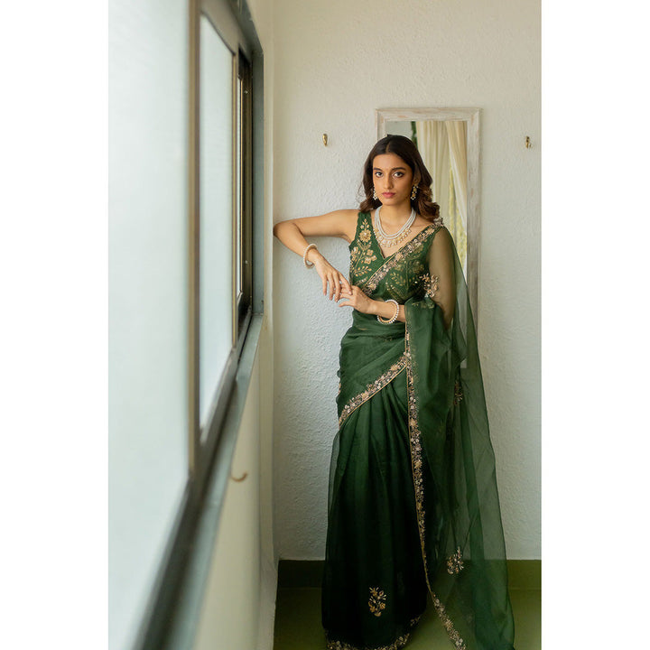 PEELI DORI Heeran Silk Green Embroidered Organza Saree with Stitched Blouse