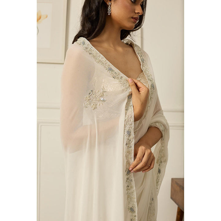 PEELI DORI White Meenakshi Georgette Saree with Stitched Blouse