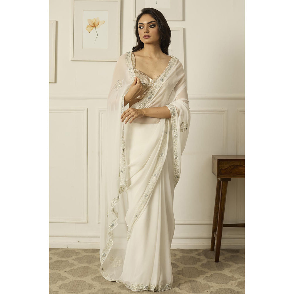 PEELI DORI White Meenakshi Georgette Saree with Stitched Blouse