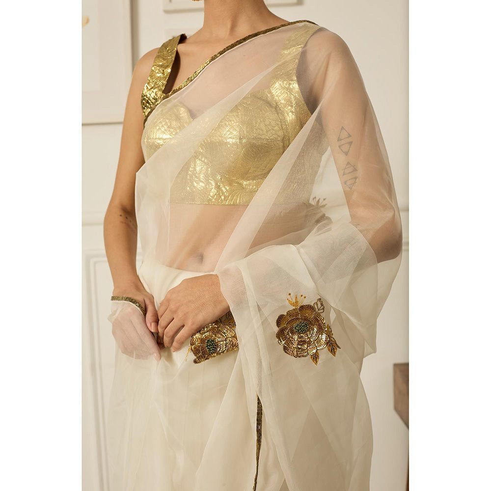 PEELI DORI Off White Paro Saree with Stitched Blouse