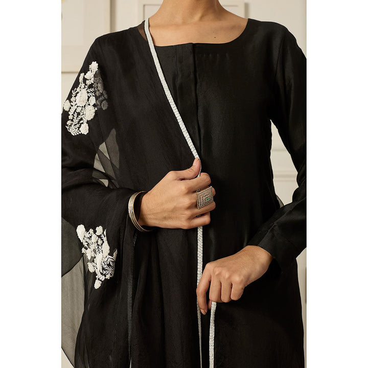 PEELI DORI Black Reet Kurta with Pant and Dupatta (Set of 3)