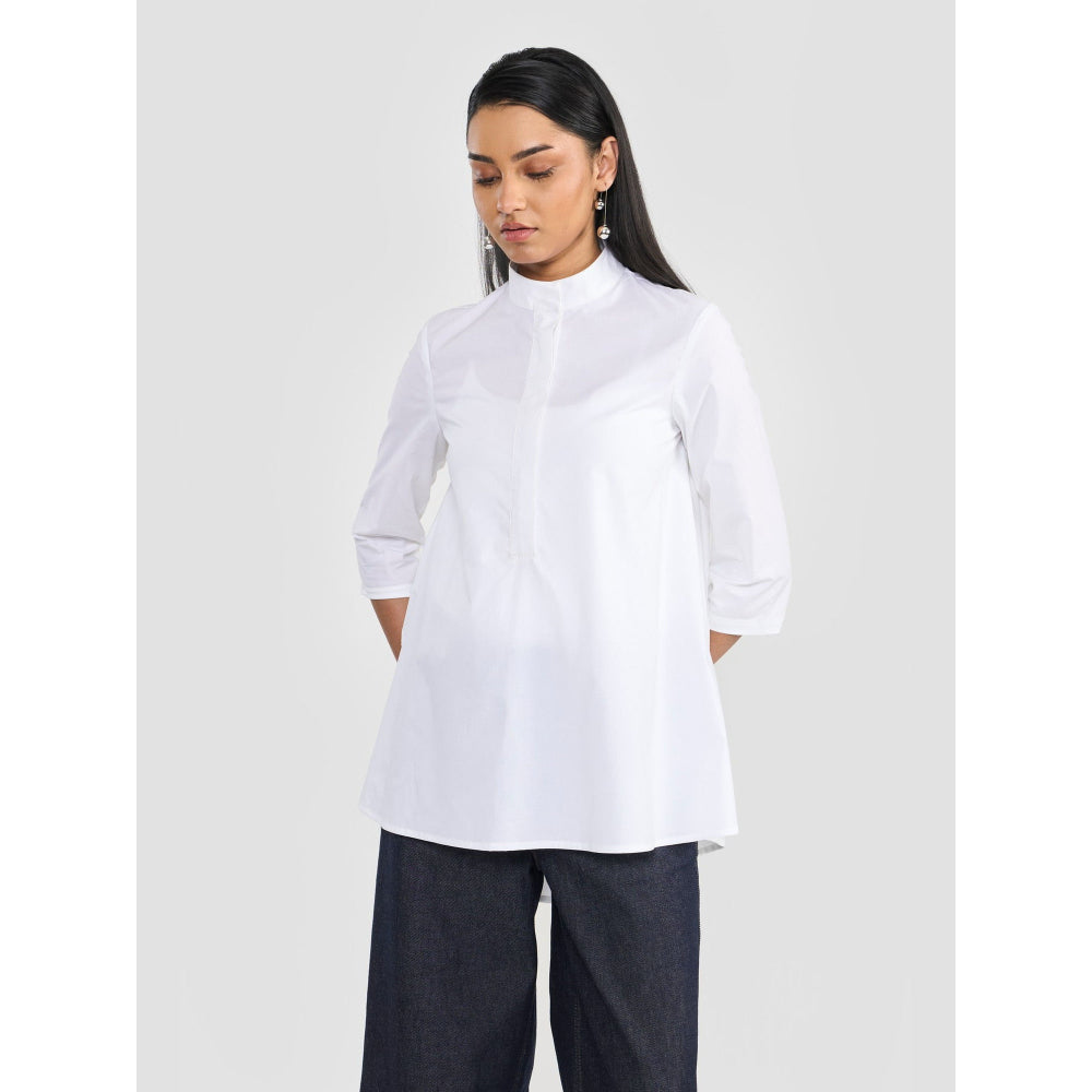 Perona Rosalie White Half Sleeves Relaxed Fit Shirt