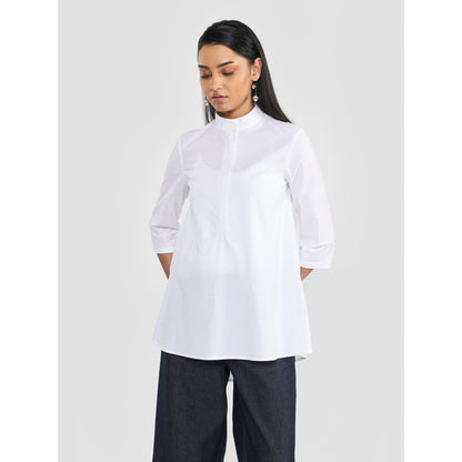 Perona Rosalie White Half Sleeves Relaxed Fit Shirt