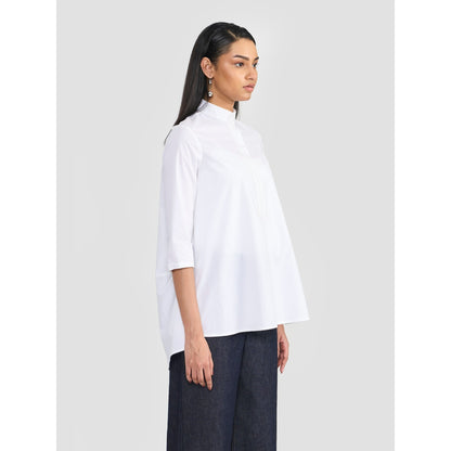 Perona Rosalie White Half Sleeves Relaxed Fit Shirt