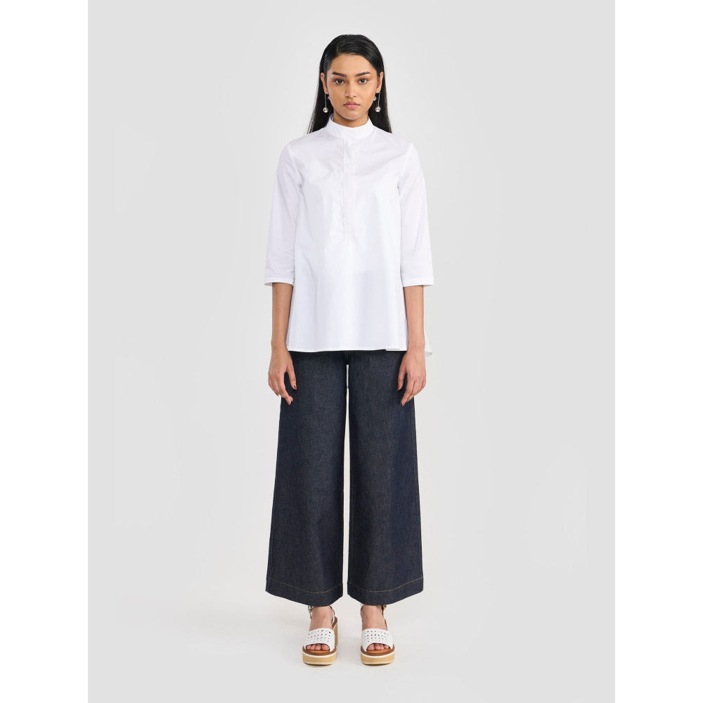 Perona Rosalie White Half Sleeves Relaxed Fit Shirt
