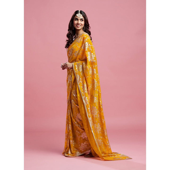 PHATAKAA Mustard Contrast Barfi Saree With Stitched Blouse