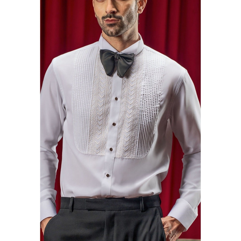 Philocaly Men's Mendes White Cotton Blend Regular Fit Shirt