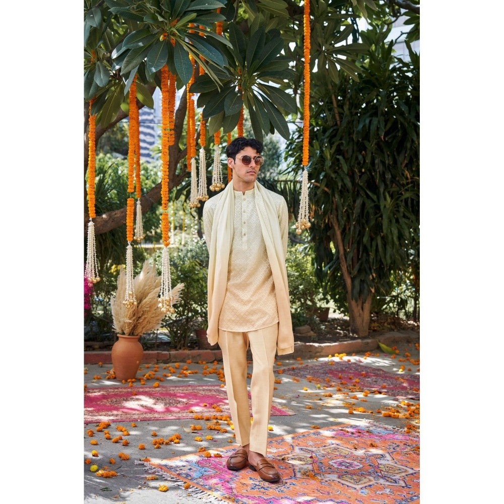 Philocaly Men Pratoy Off White Silk Blend Mandarin Neck Thread Work Kurta with Stole